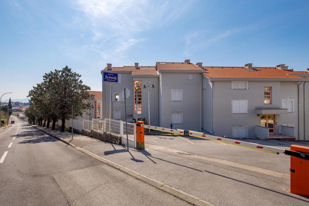 Luxury Studio Apartment Honeymoon Selce Exterior photo